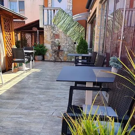 Adriana ベッド・アンド・ブレックファスト 3*