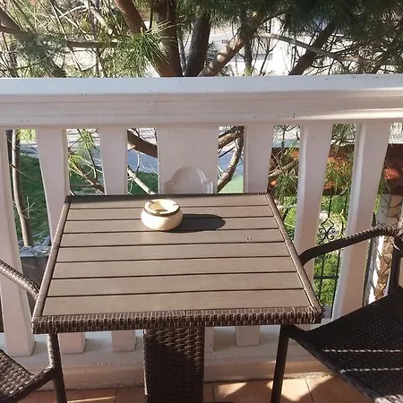 Adriana Oda ve Kahvaltı