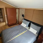Adriana Nocleg ze śniadaniem 3*
