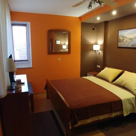 Adriana Bed & Breakfast 3*