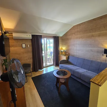Bed & Breakfast Adriana 3*