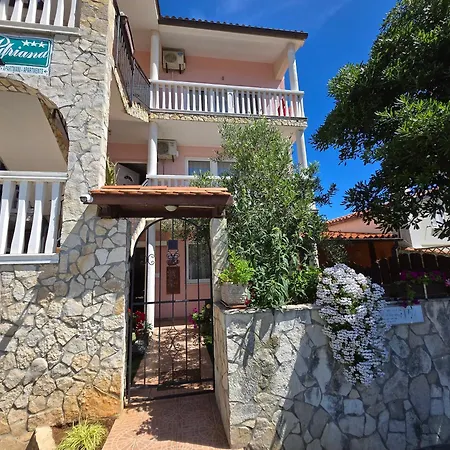 Adriana Bed & Breakfast 3*