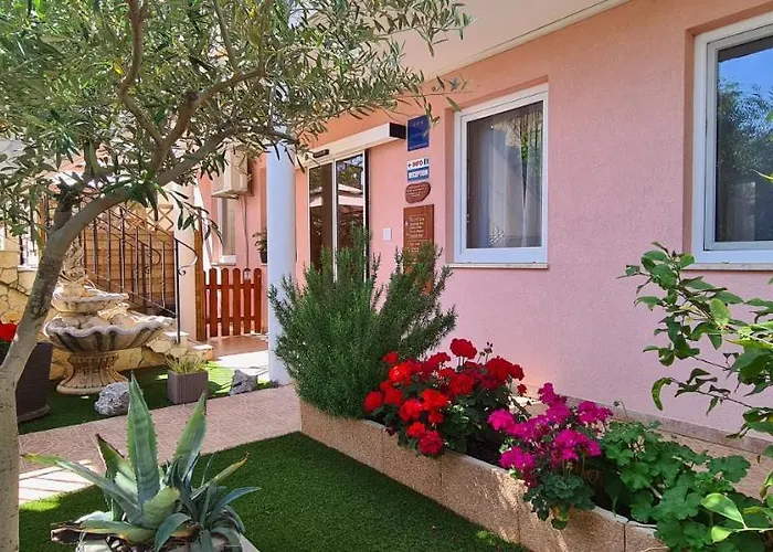Adriana Bed and breakfast 3*